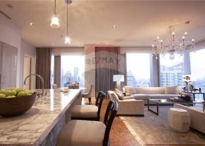 FOR SALE : Brand new 2 beds fully frunished high floor The Ritz-Carlton Residences Mahanakhon