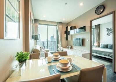 Elegant Condo in Central Bangkok - 54 sq.m