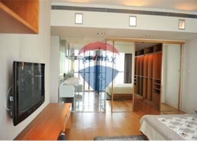 For Rent The Met 3+1 Beds,High floor close to BTS Sathon