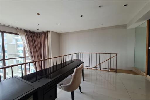 For Sale with Tenant: Best Price Duplex 2 Bedrooms high floor at The Emporio Place