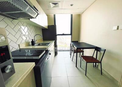 Upgraded Unit  Fully Furnished  Vacant