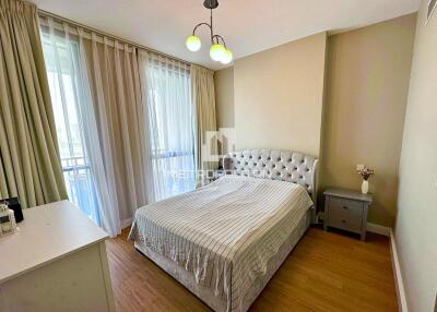 Upgraded Unit  Fully Furnished  Vacant