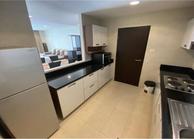 2BR High-Floor Condo at Wilshire Sukhumvit 22 - Close to Em District