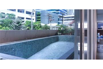 Luxury Condo in Sathorn - Spacious & Fully Furnished