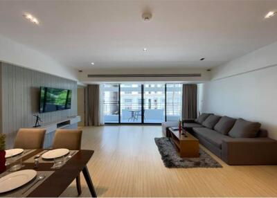 Pet Friendly 2 Bedrooms For Rent On Asoke Area