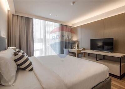 For Rent Brand New Luxury 2BR Apartment in Phromphong - Full Amenities & Prime Location