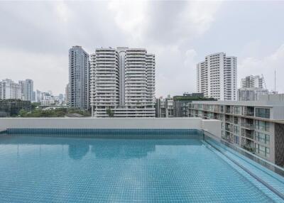 Sukhumvit 47 Condo: Luxury Living Awaits