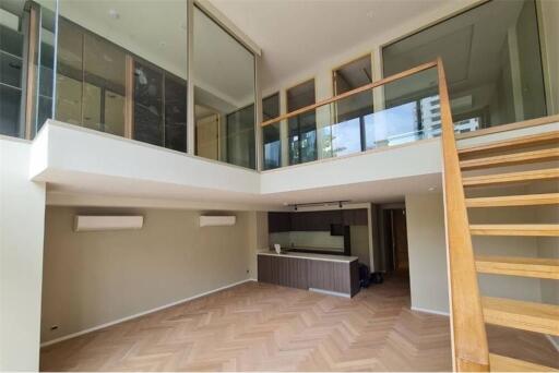 For Sale: Spacious 3-Bedroom Duplex in S47 Sukhumvit, Low Rise Building, New Unit