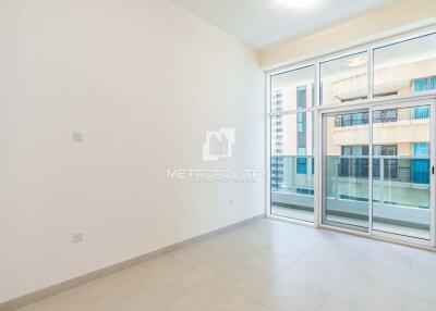 Spacious Layout  High ROI  Vacant  High Floor