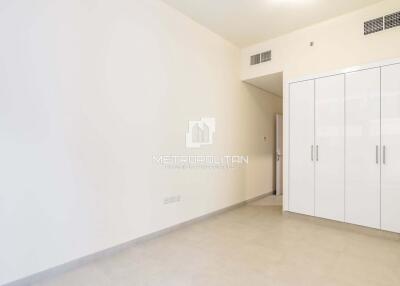 Spacious Layout  High ROI  Vacant  High Floor