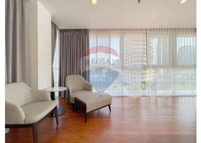 250 Sqm., 3 Beds, 3 Baths Condo listed for ฿ 135,000./Month