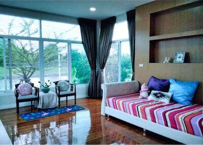 Lakeside Living at Windmill Park, Bangna km 10 - Spacious 4BR Home for Rent