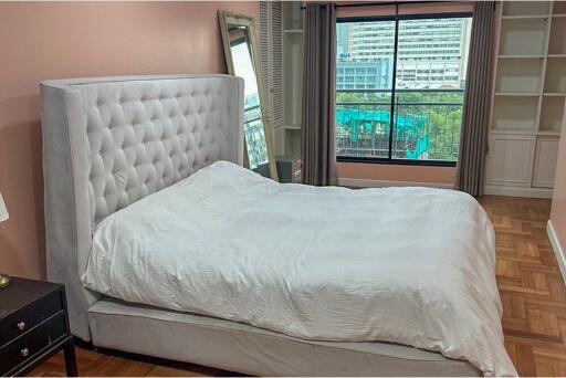 2 bed for sale sukhumvit BTS Nana Liberty park 2