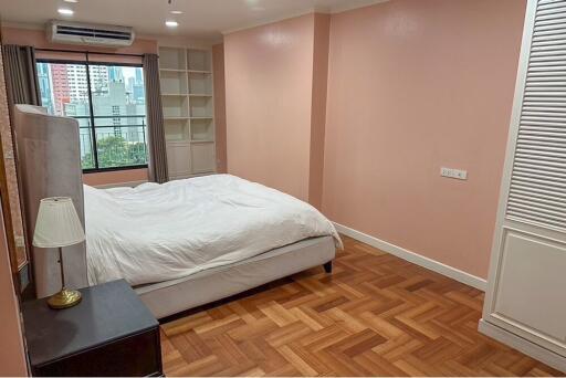 2 bed for sale sukhumvit BTS Nana Liberty park 2