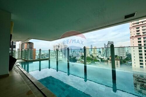 "Luxurious 2-Bed with PRIVATE SWIMIMG POOL in Sukhumvit 39