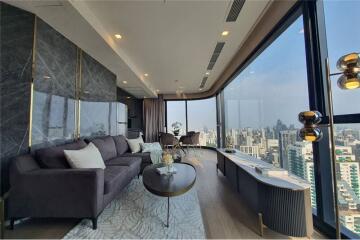 For Rent : 2Beds Condo  - High Floor with City Views Just few step to BTS Asoke