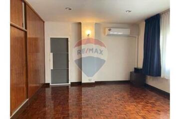 3 bed room pet friendly BTS Chitlom Lumpini park