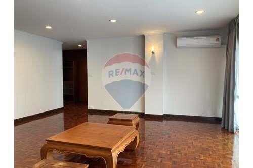 3 bed room pet friendly BTS Chitlom Lumpini park