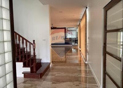 "Spacious Sathon Sanctuary: 3BR/3BA Home for Rent!"