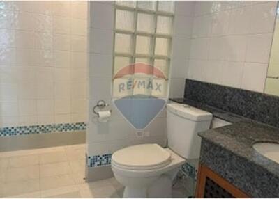 "Spacious Sathon Sanctuary: 3BR/3BA Home for Rent!"