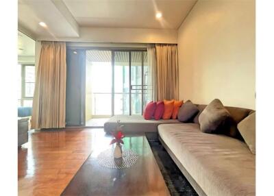 Luxurious Condo at The Lakes, Khlong Toei