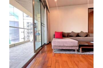 Luxurious Condo at The Lakes, Khlong Toei