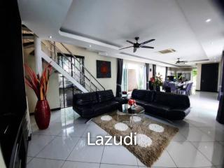 5 Bedroom Luxury Modern Pool Villa near Jomtien