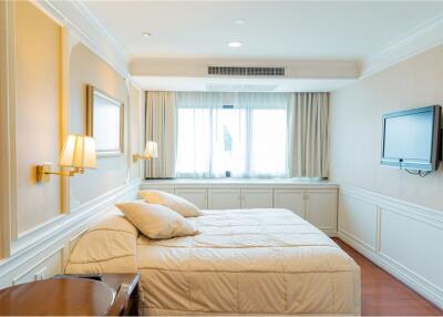 Luxurious 4BR Condo in Khlong Toei for Rent