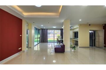 Luxurious 4BR Home in Watthana, Bangkok