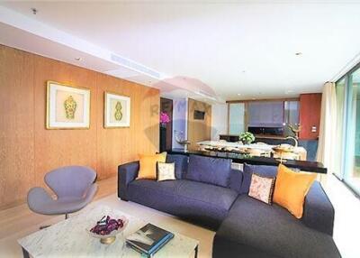 Luxury 4-Bed Condo in Vibrant Watthana, Bangkok