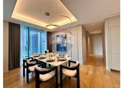 A beautiful fully furnished unit at BAAN SINDHORN.