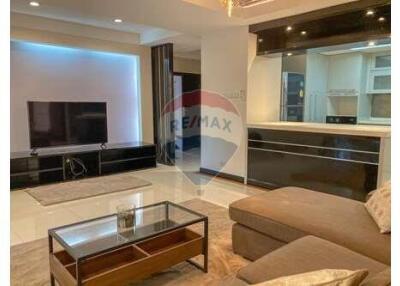 2 bed for rent pet friendly BTS Ekkamai Sukhumvit