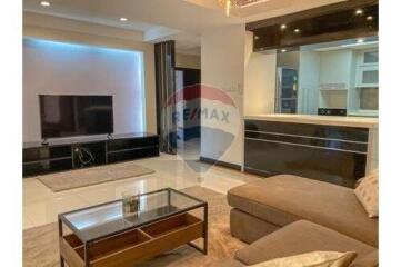 2 bed for rent pet friendly BTS Ekkamai Sukhumvit