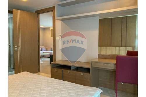 2 bed for rent pet friendly BTS Ekkamai Sukhumvit