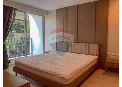 2 bed for rent pet friendly BTS Ekkamai Sukhumvit