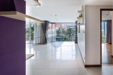 Luxurious 3-BR Condo in Vibrant Bangkok