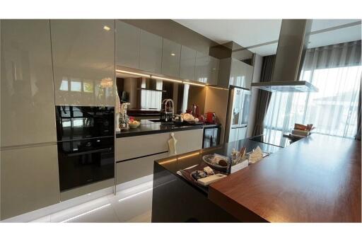 Five-Story Single House for Sale in Sukhumvit 71