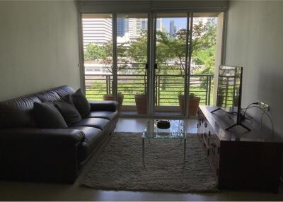 1 bed pet friendly for rent BTS Asoke