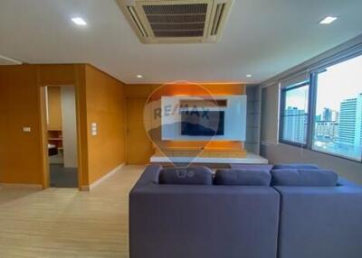 2 bed for rent BTS phrompong sukhumvit