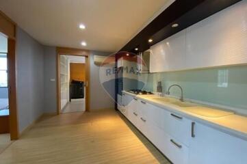 2 bed for rent BTS phrompong sukhumvit