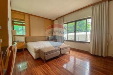 2 bed for rent BTS Surasak Station - Sathon road