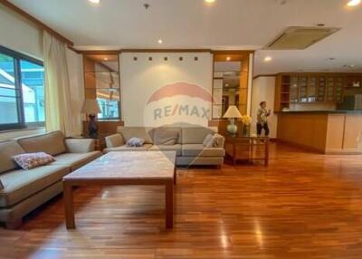 2 bed for rent BTS Surasak Station - Sathon road