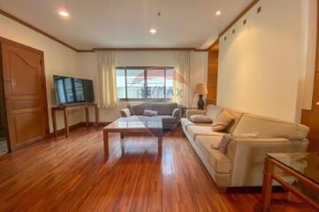 2 bed for rent BTS Surasak Station - Sathon road