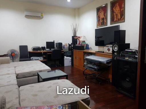 4 Beds 5 Baths Single House at Pattaya