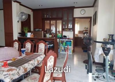 4 Beds 5 Baths Single House at Pattaya