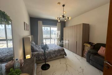 Fully Upgraded  Furnished  2-Bed Converted