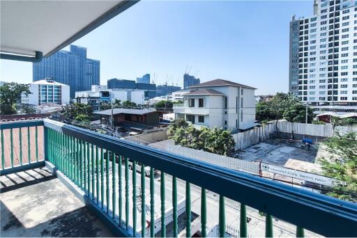 Commercial Building Great Condition- Sukhumvit 101