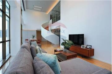 "Luxurious 4BR Condo in Sukhumvit 39 for Rent Now!"