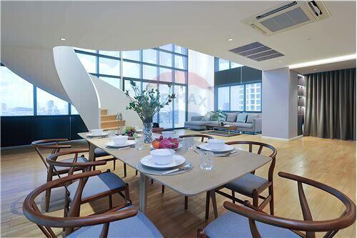 "Luxurious 4BR Condo in Sukhumvit 39 for Rent Now!"