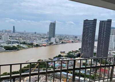 "Luxurious 5-BR Condo in Saichol Mansion, floor 32, Bangkok"